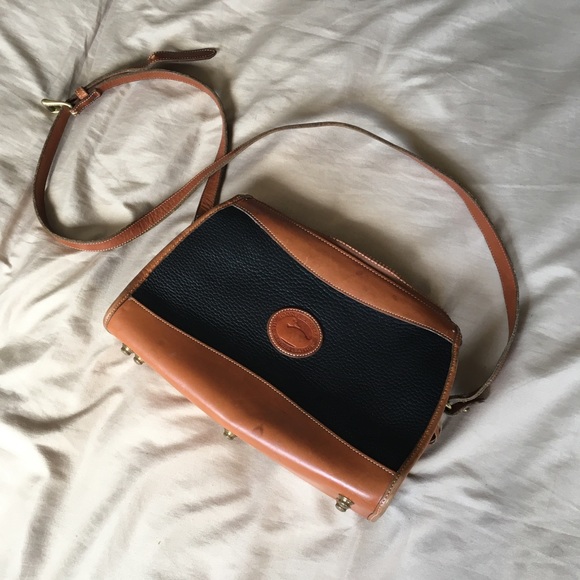 Dooney & Bourke Handbags - Vintage Dooney and Bourke Purse